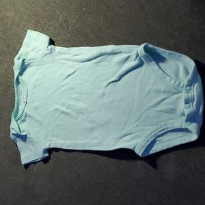 Carter's Onesie Size 6M